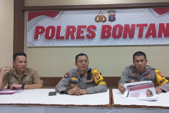 Polisi Tetapkan Anak Pemilik Pondok Pesantren sebagai Tersangka Pemerkosa Santriwati - JPNN.COM