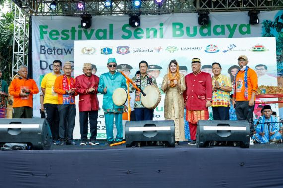 Festival Seni Budaya Betawi Gorontalo, Fadel Muhammad: Wujud dari Empat Pilar MPR - JPNN.COM