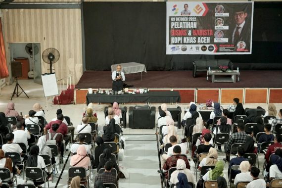 Rangkul Anak Muda, UKM Sahabat Sandi Aceh Gelar Pelatihan Barista & Bisnis Kopi - JPNN.COM