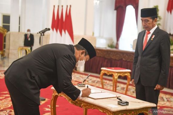 Seusai Dilantik Jokowi jadi Kepala LKPP, Hendrar Prihadi Temui Luhut, Ini yang Dibahas - JPNN.COM