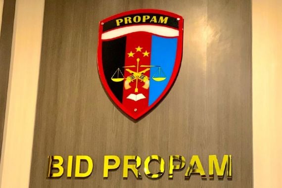 2 Anggota Polres Jember Diperiksa Propam, Kasusnya Sungguh Memalukan - JPNN.COM