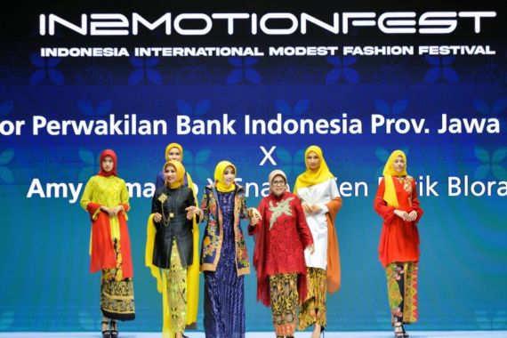 Hadir di Modest Fashion Indonesia, Putri Wapres Ma'aruf: Fesyen Syariah Memiliki Potensi Besar - JPNN.COM