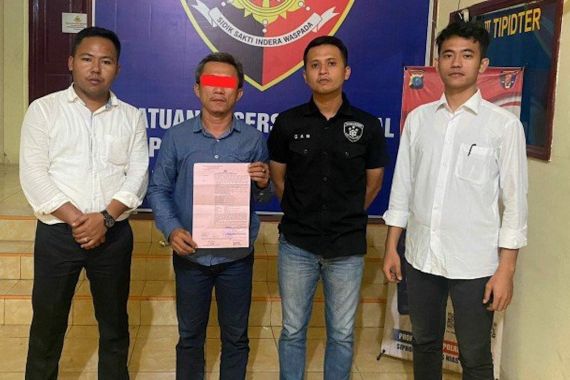 Korupsi Dana Desa RP 509 Juta, Kades di Nisel Tak Berkutik saat Dijemput Polisi - JPNN.COM