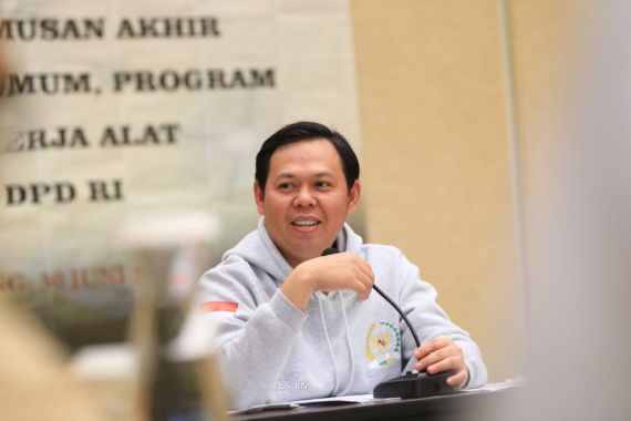 Sultan Dorong Bakal Capres 2024 Berkomitmen Terhadap Pembaruan Sistem Politik Nasional - JPNN.COM