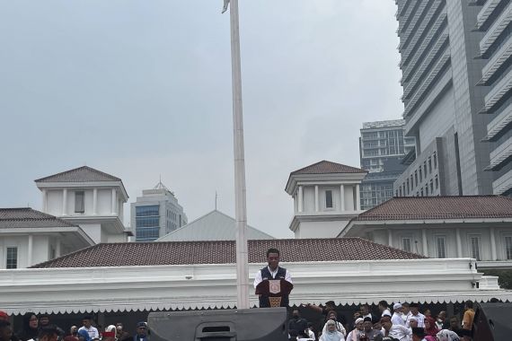 Masa Jabatan di Jakarta Selesai, Riza Patria Minta Maaf kepada Anak dan Istri - JPNN.COM