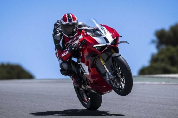 Ducati Panigale V4 R Lansiran 2023 Hadir Menawarkan Kinerja Tinggi - JPNN.COM