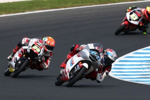 Gagal Finis di Australia, Mario Aji Siapkan Diri Untuk Moto3 Malaysia - JPNN.COM