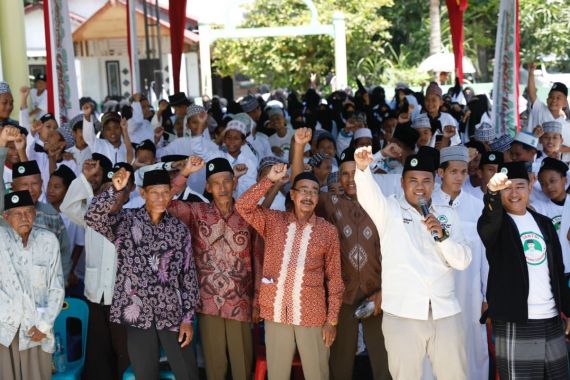 Ganjar Pranowo Didukung Ratusan Santri di Sumut Jadi Presiden 2024 - JPNN.COM