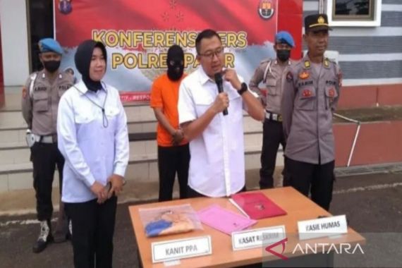 Guru Honorer Kurang Ajar, Siswi Didik Dicabuli di Ruang Kelas - JPNN.COM