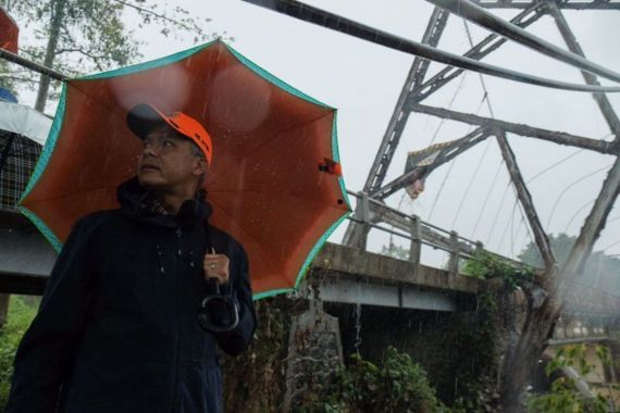 Jembatan Rusak di Kendal, Ganjar tidak Tinggal Diam, Ini yang Dilakukan - JPNN.COM