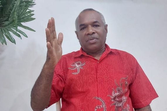 Ketua Dewan Adat Papua Ajak Masyarakat Jaga Kedamaian Jelang KMAN 2022 - JPNN.COM