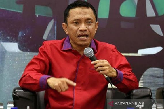 DPR Dorong Pemerintah Kejar Pihak Bertanggung Jawab di Kasus Heboh Obat Sirop Berbahaya - JPNN.COM