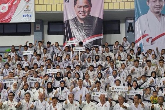 Perebutkan Piala Erick Thohir, Muchlas Rowi Sebut Karate Tradisional Indonesia Catat Sejarah Baru - JPNN.COM