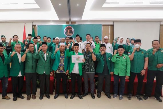 DPW PPP Kalsel Mantap Usung Ganjar Pranowo Jadi Capres 2024 - JPNN.COM