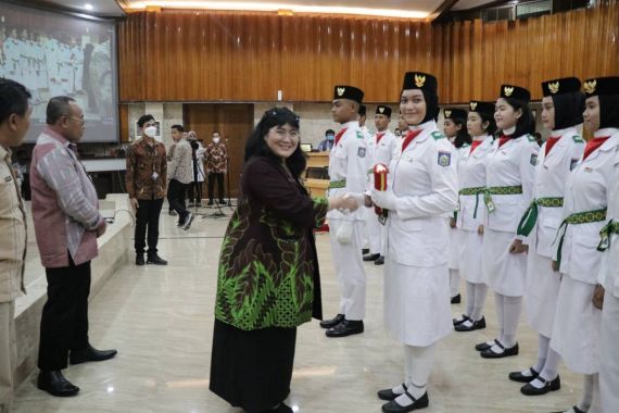BPIP Angkat Purna-Paskibraka 2021 sebagai Duta Pancasila di Lampung dan NTB - JPNN.COM
