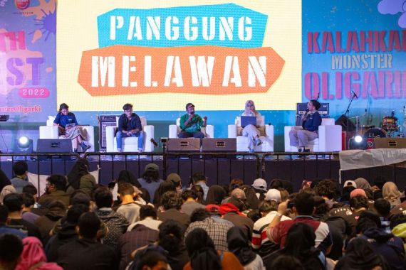 Edukasi Generasi Z, Greenpeace Sebut Indonesia dalam Cengkeraman Oligarki, Wow! - JPNN.COM