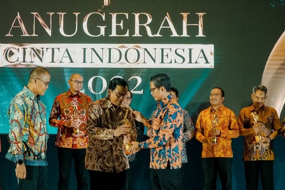 Optimalkan TKDN, Pupuk Indonesia Sabet Penghargaan ACI 2022 - JPNN.COM