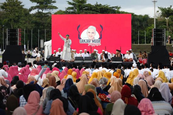 7.600 Warga Jawa Barat Mendoakan Ganjar jadi Presiden 2024 - JPNN.COM