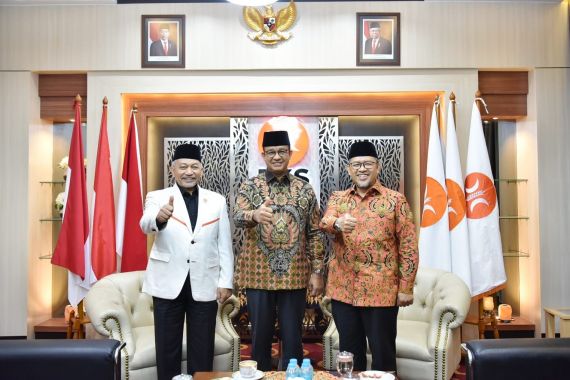 Presiden PKS Mendoakan Anies dan Aher Berjodoh untuk Pilpres 2024 - JPNN.COM