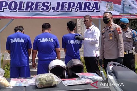 Pembunuh Perempuan Dibungkus Karung di Perkebunan Ditangkap, Ternyata - JPNN.COM