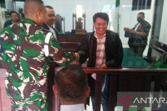 Adu Jotos dengan Prajurit TNI, Anggota Polantas Bernasib Seperti Ini, Tuh - JPNN.COM