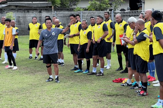 Eks Pemain Timnas Indonesia Apresiasi Program Menpora Amali dalam Kursus Lisensi C PSSI - JPNN.COM