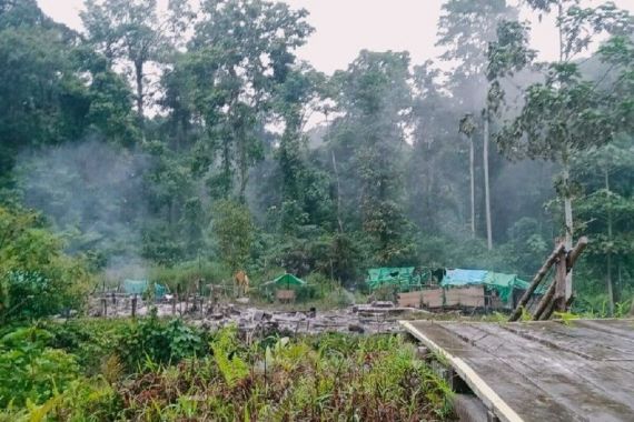 Kawanan Bersenjata di Papua Kembali Menyerang Kamp Penambang, 1 Pekerja Tewas - JPNN.COM