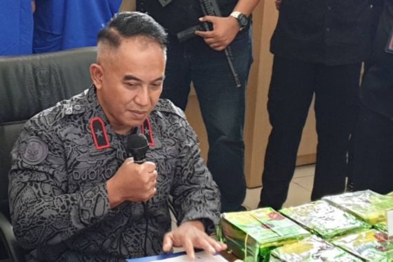 Inilah Sabu-Sabu 4,9 Kilogram dan Ganja 6,5 Kg dari Pengedar Antarprovinsi - JPNN.COM