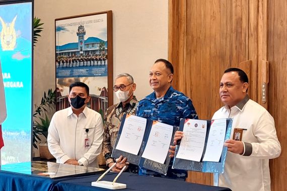 KPK Hibahkan Aset Kasus Korupsi Rp 30,9 Miliar ke TNI AU - JPNN.COM