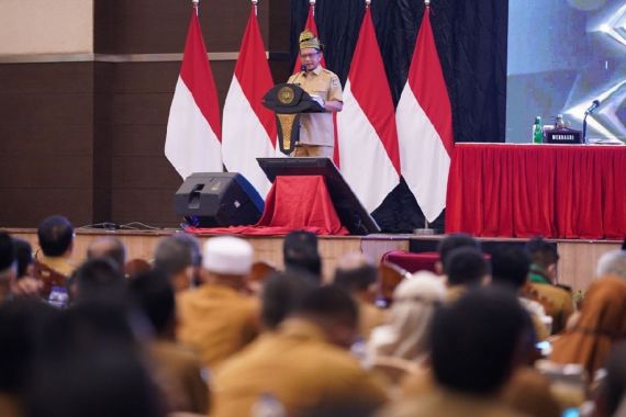 Mendagri Sudah Sempatkan Diri ke Riau demi Rakor, Bupati Meranti Malah Bolos - JPNN.COM