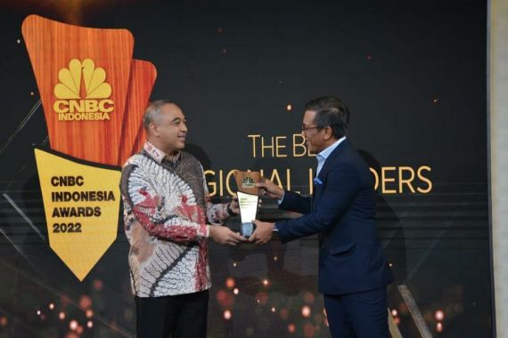 Sukses Mengubah Wilayah Kumuh jadi Ekowisata, Bupati Tangerang Panen Penghargaan  - JPNN.COM