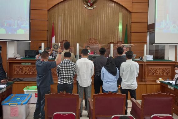 Momen ART Ferdy Sambo Tak Berkutik Dicecar Jaksa, Pengunjung Tertawa - JPNN.COM