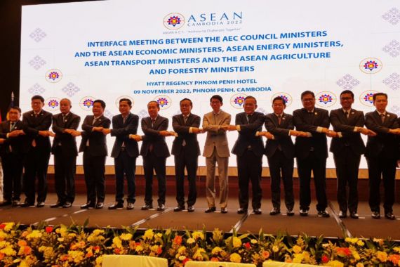 Forum Menteri Sektoral ASEAN Sepakati Netralitas Karbon dan Agenda Ekonomi Berkelanjutan - JPNN.COM
