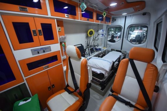 Ambulans Mini ICU Pertamedika IHC Siap Meluncur ke G20 Bali, Fasilitasnya Canggih - JPNN.COM