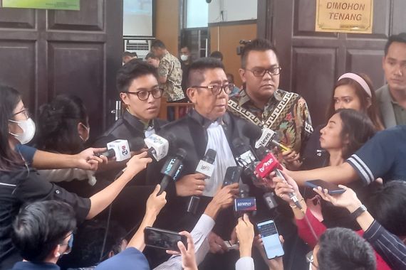 Penasihat Hukum Hendra Kurniawan Rencana Polisikan Ismail Bolong - JPNN.COM