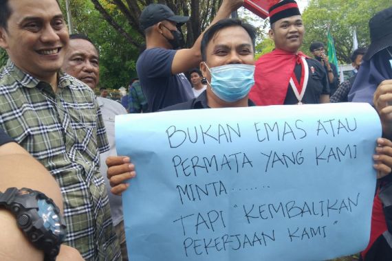 5 Berita Terpopuler: Pentolan Honorer K2 Minta Pengangkatan PNS & PPPK, Bagaimana Pilihan Pak Jokowi? - JPNN.COM