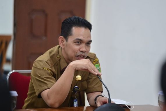 Bantah Yusran, Erisman Buka Data Bankeu Pemprov Riau untuk Meranti, Beda Jauh - JPNN.COM