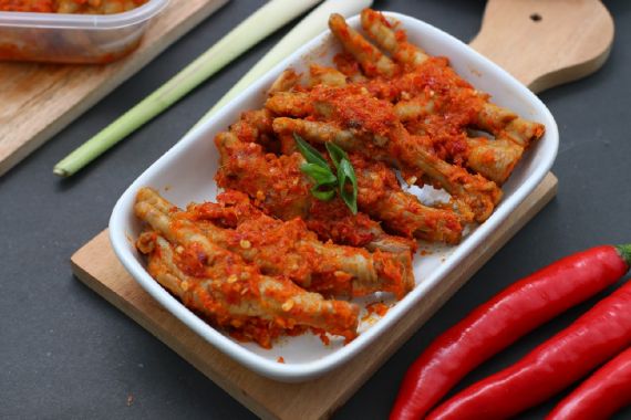 Resep Ceker Mercon Pedas Gurih, Dijamin Bakal Tambah Nasi - JPNN.COM