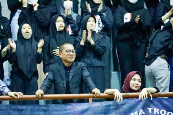 Wakil Ketua MPR Yandri Susanto Bicara Hikmah di Balik Tragedi Kanjuruhan, Menyejukkan! - JPNN.COM