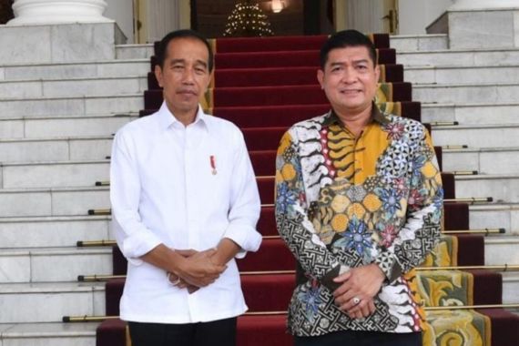 Sukarelawan Jokowi: Presiden tidak Pernah Memberi Sinyal Resmi dan Restu untuk Capres Tertentu - JPNN.COM
