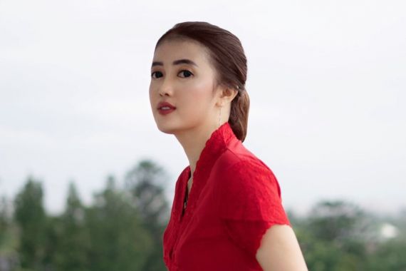 Dari Model ke Film, Muflida Noerhaliza Membintangi Kabayan Milenial - JPNN.COM