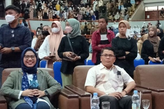 Kepada Mahasiswa Universitas Lampung, Farah Nuriza Amelia Berbagi Tips Mengenali Potensi Diri - JPNN.COM