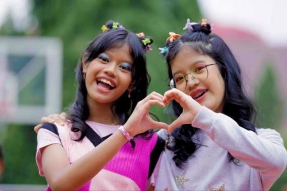 Duo Kasih N Cinta Bawa Pesan Persatuan Lewat Lagu Ribut Lagi - JPNN.COM