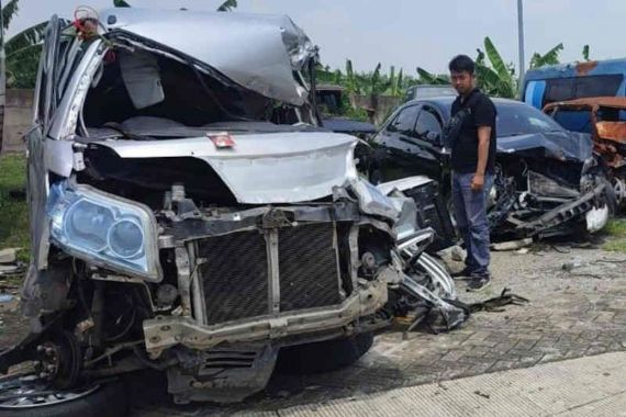 Detik-detik Kecelakaan Maut di Tol Cipali, 3 Meninggal Dunia - JPNN.COM