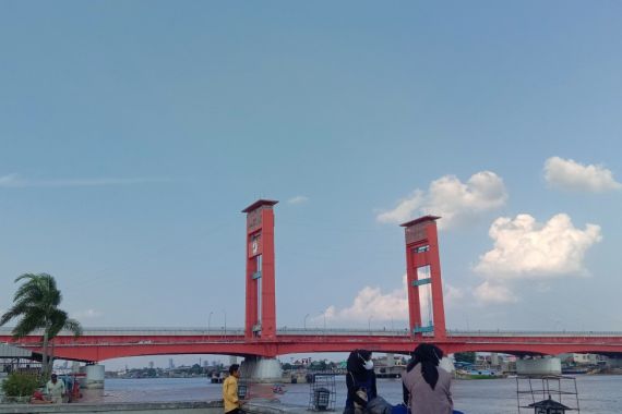 Soal Pembangunan Lift di Jembatan Ampera, TACB: Jangan Sampai Merusak Cagar Budaya - JPNN.COM