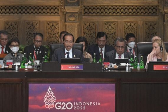 Makin Mendunia, Jokowi Dianugerahi Global Leadership Award 2022 - JPNN.COM