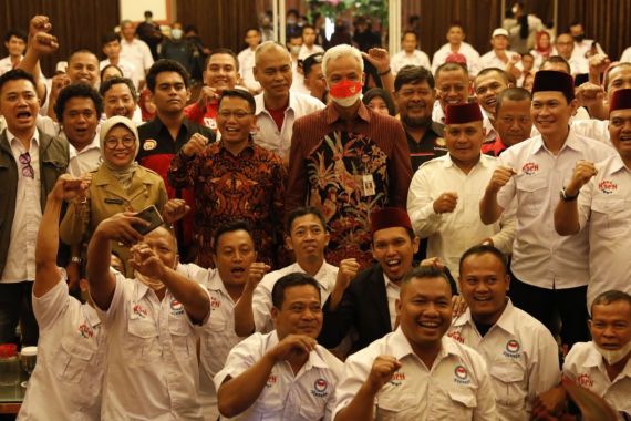 KSPN Jateng Dukung Ganjar Pranowo Jadi Presiden 2024, Sampaikan 3 Poin Ini - JPNN.COM