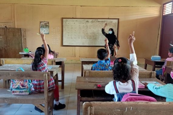3 Cara Pemkot Makassar Mengatasi Kekurangan Guru, Honorer Tetap Andalan - JPNN.COM