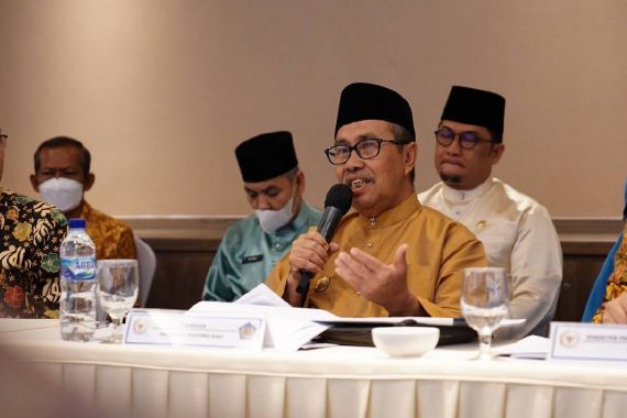 Gubri Syamsuar Curhat ke Anggota DPR soal Jalan Rusak, Kecilnya Dana PSR & DBH Sawit - JPNN.COM