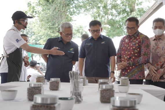 Holding PTPN Bangun Pusat Pembelajaran Minyak Sawit, Kopi, & Kakao di OPSTP Medan - JPNN.COM